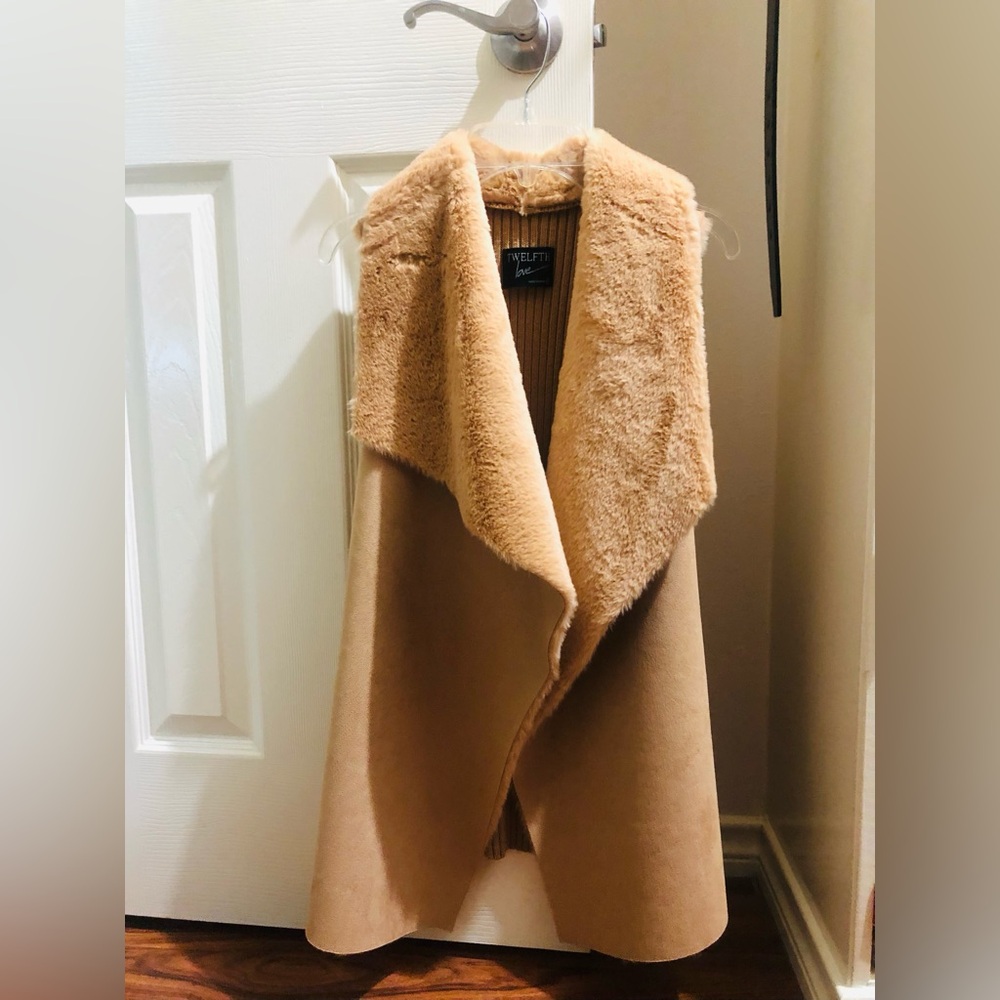 Twelfth Street by Cynthia Vincent Camel Faux Fur Vest